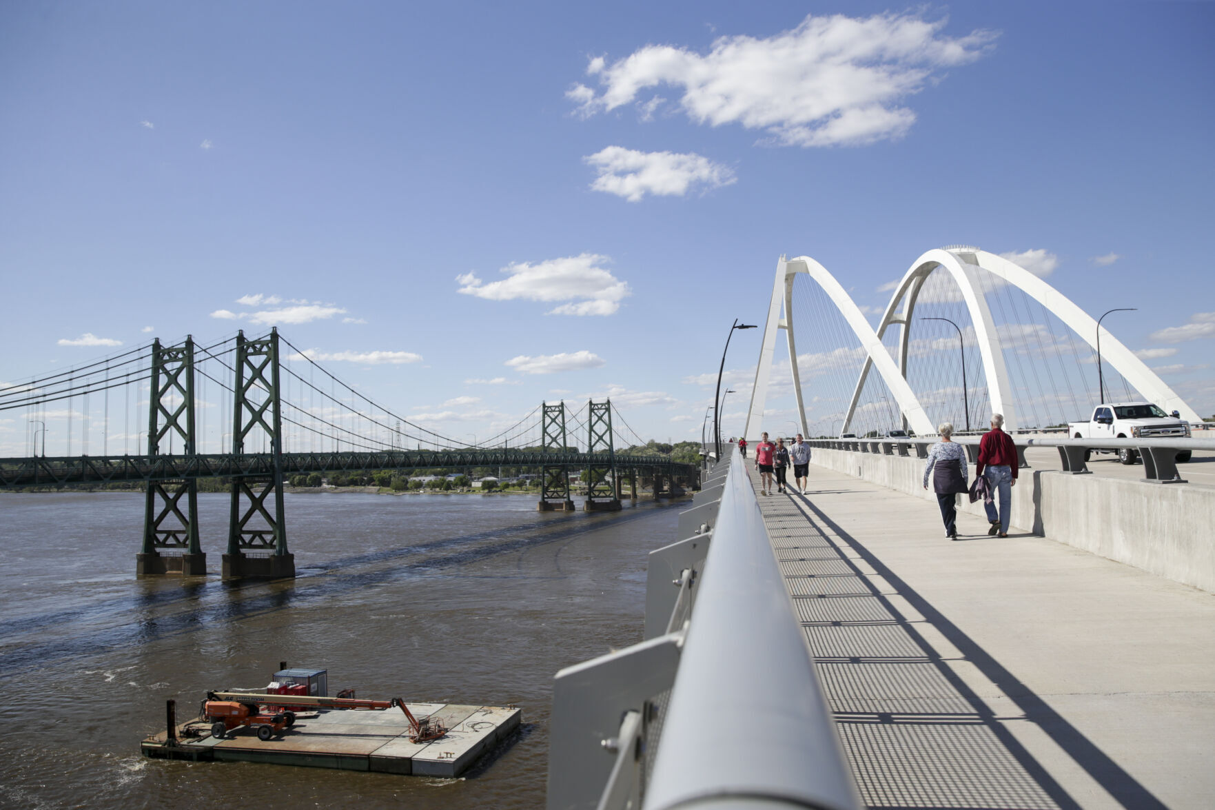 052222-qc-nws-bridge-07.jpg